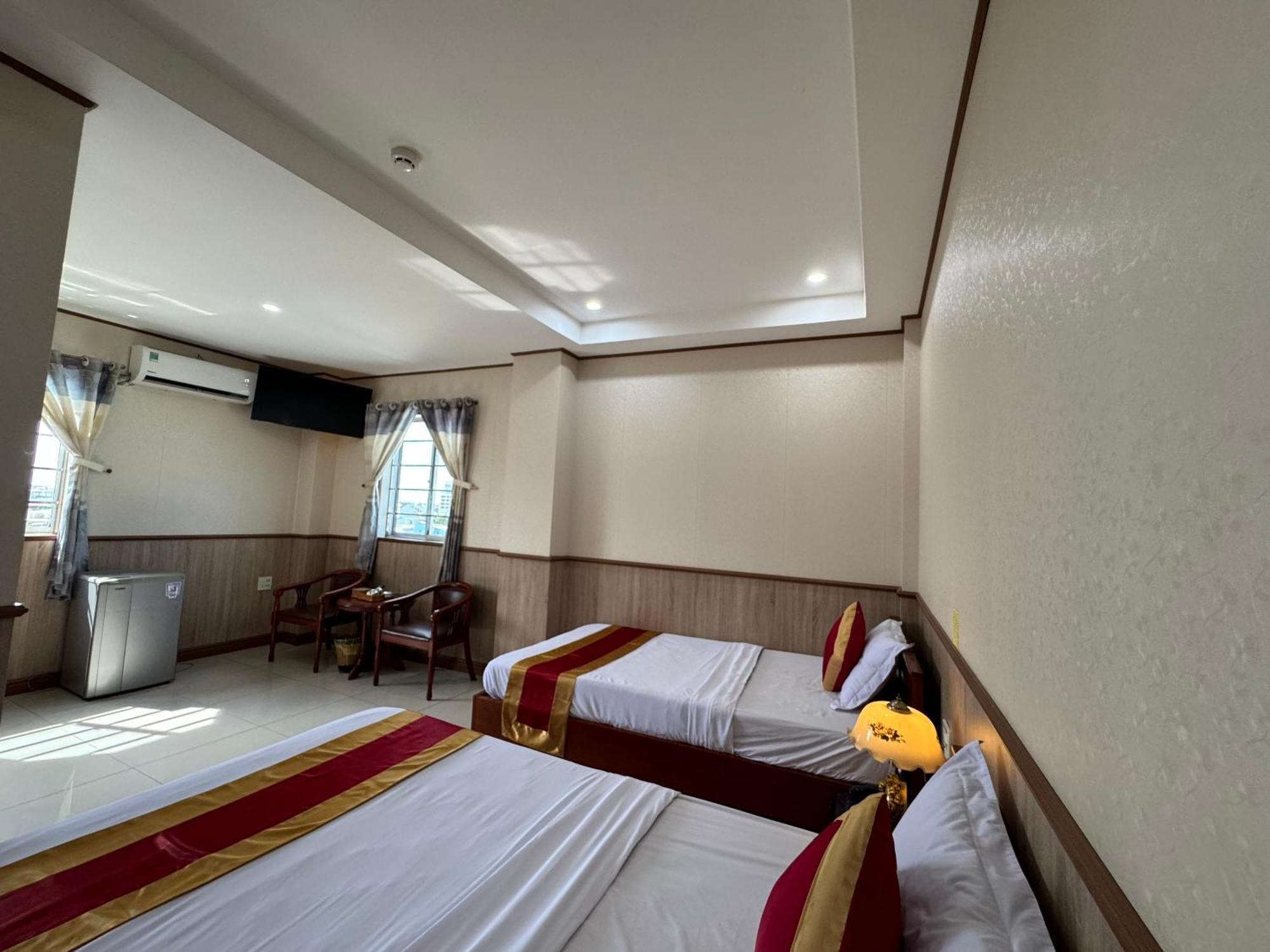 Thanh Dat Hotel Bac Lieu ภายนอก รูปภาพ