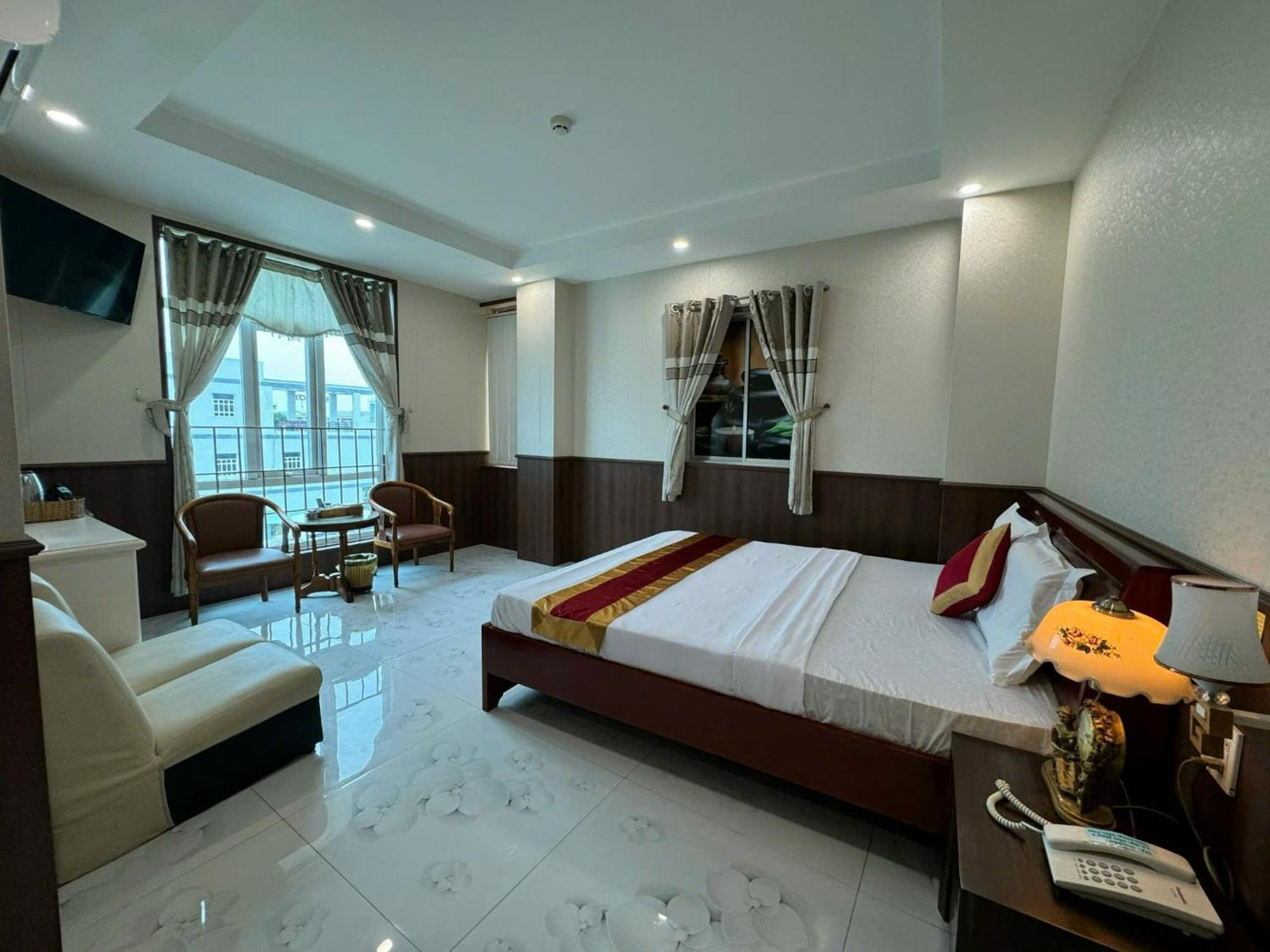 Thanh Dat Hotel Bac Lieu ภายนอก รูปภาพ