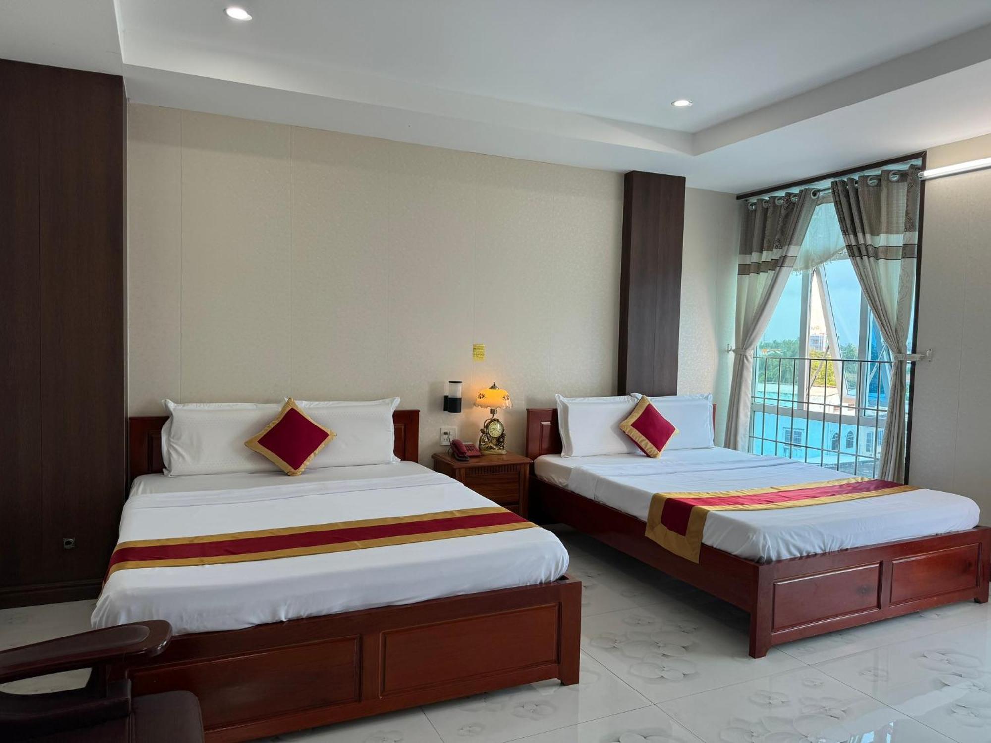 Thanh Dat Hotel Bac Lieu ภายนอก รูปภาพ