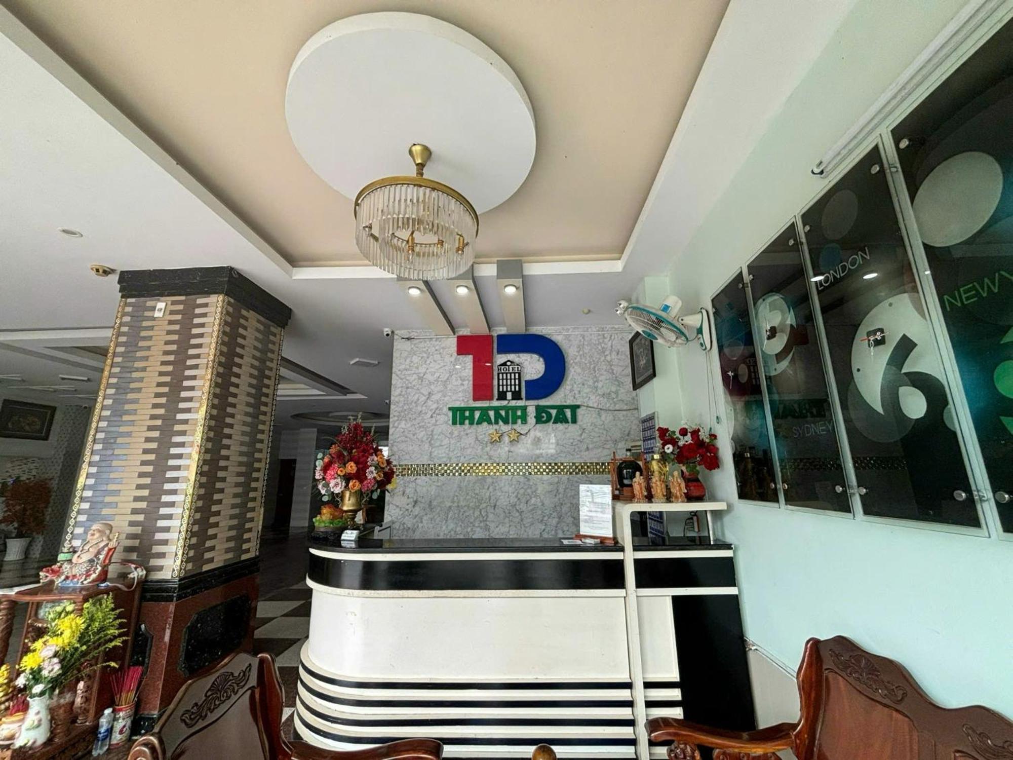 Thanh Dat Hotel Bac Lieu ภายนอก รูปภาพ