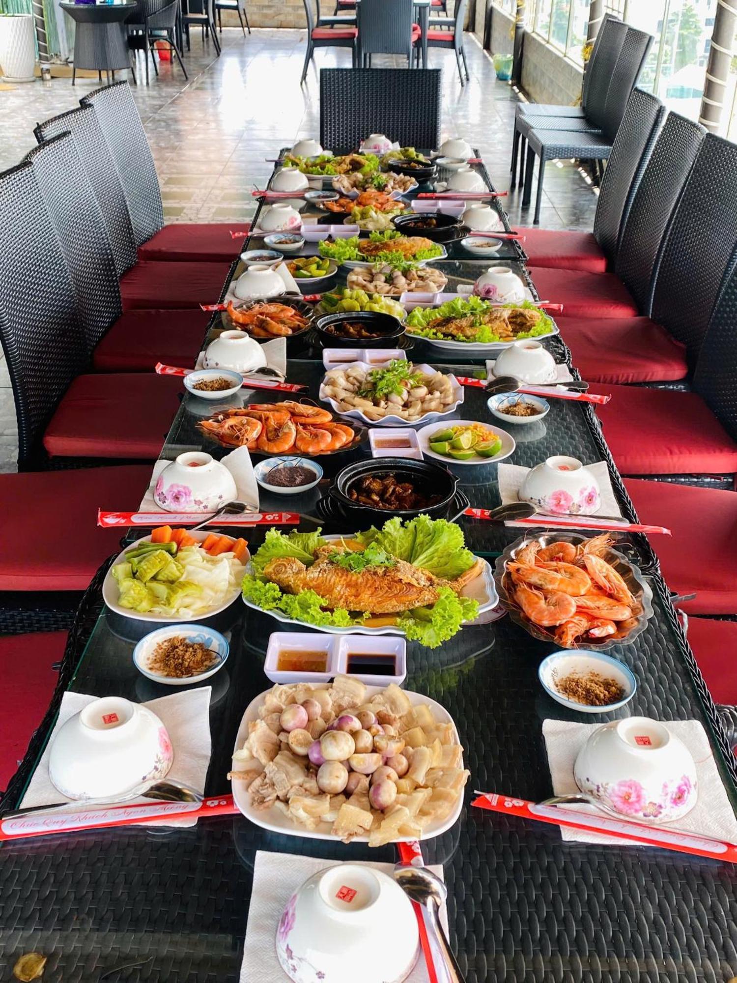 Thanh Dat Hotel Bac Lieu ภายนอก รูปภาพ